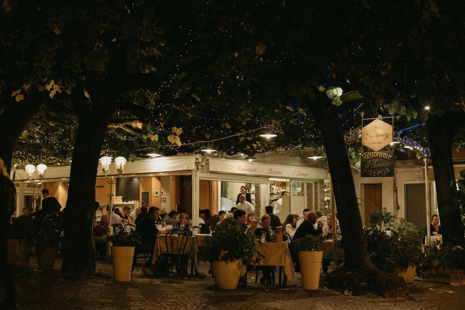 Salateen Restaurant, cuisine comfort food à Montréal